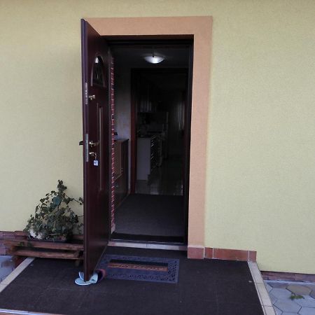 Apartman Slnecnica Poprad Exterior foto