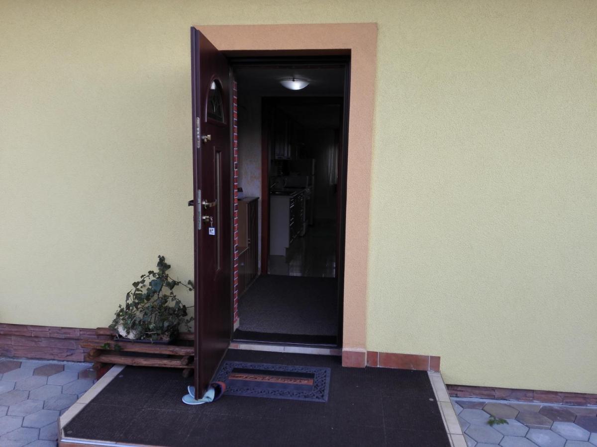 Apartman Slnecnica Poprad Exterior foto